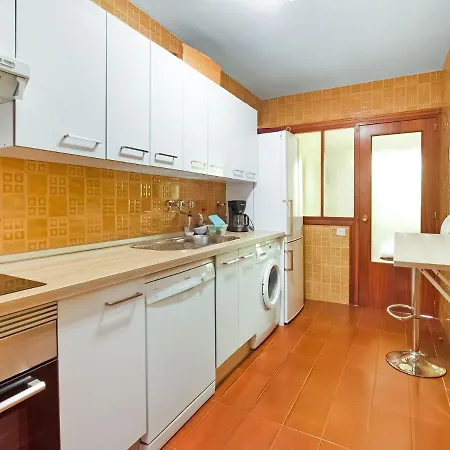 Holiday home Hillview In With Terrace