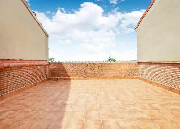 Дом отдыха Stay In Historic Laguardia, Sleeps 8 *