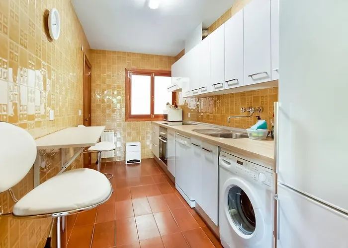 Дом отдыха Stay In Historic Laguardia, Sleeps 8 *