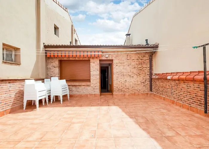 Stay In Historic Laguardia, Sleeps 8 Дом отдыха Лягвардиа